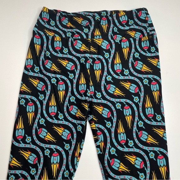 LuLaRoe Leggings OS One Size Grey Pebbles Black Snake Flowers Beetles - Picture 4 of 7